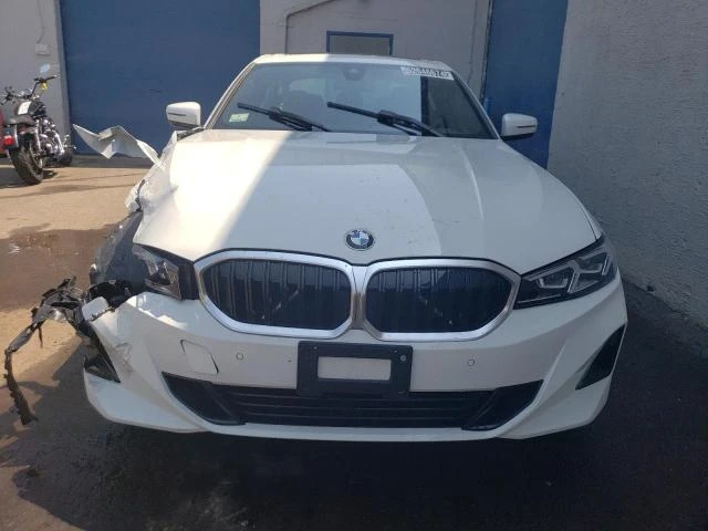 Photo 4 VIN: 3MW89FF02R8E14156 - BMW 330XI 