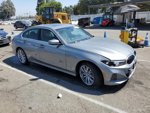 Photo 3 VIN: 3MW89FF02R8E38912 - BMW 330XI 