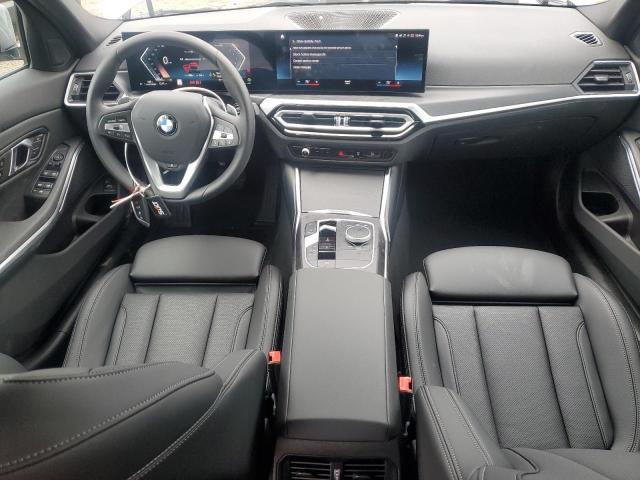 Photo 7 VIN: 3MW89FF02R8E83803 - BMW 330XI 