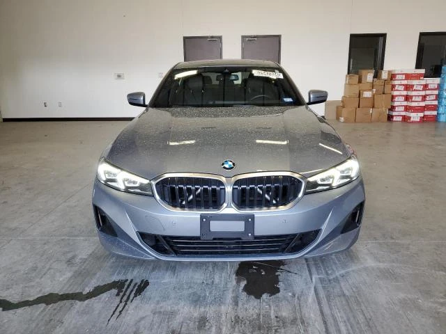 Photo 4 VIN: 3MW89FF03R8D93088 - BMW 330XI 