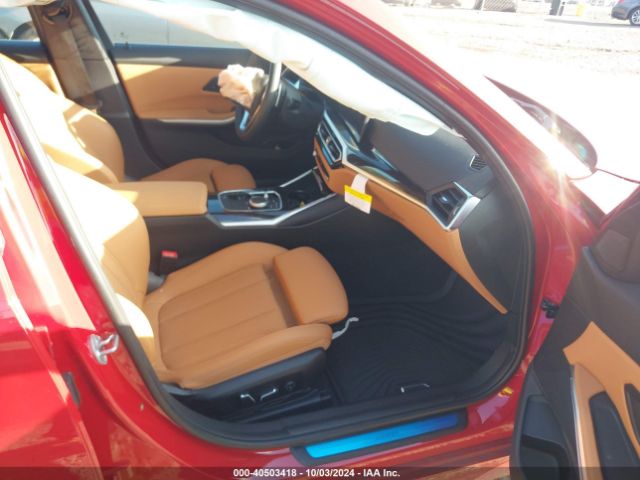 Photo 4 VIN: 3MW89FF03R8E07054 - BMW 330I 