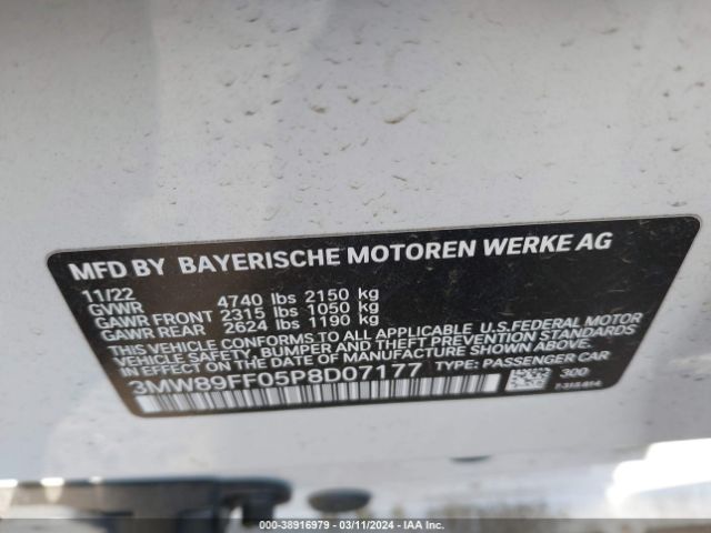 Photo 8 VIN: 3MW89FF05P8D07177 - BMW 330I 