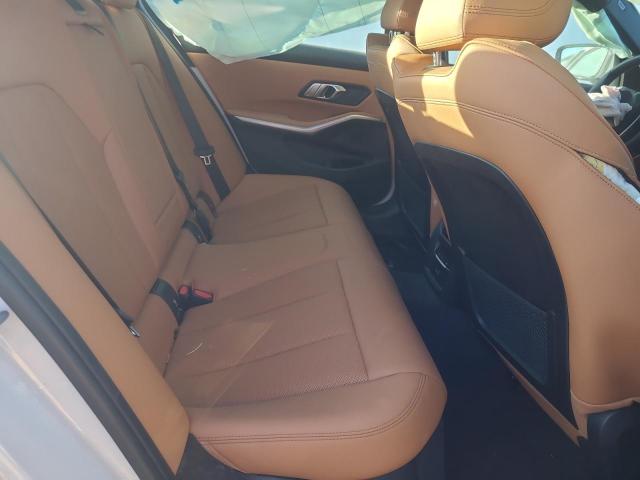 Photo 9 VIN: 3MW89FF05P8D58226 - BMW 330XI 