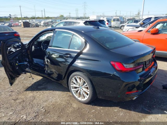 Photo 2 VIN: 3MW89FF06R8D89231 - BMW 330I 