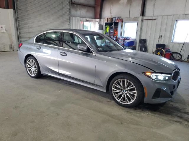 Photo 3 VIN: 3MW89FF06R8E05881 - BMW 330XI 