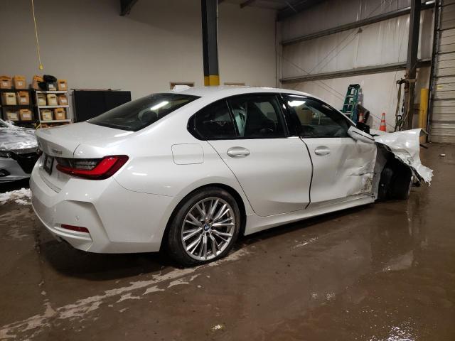 Photo 2 VIN: 3MW89FF07P8D57014 - BMW 3 SERIES 