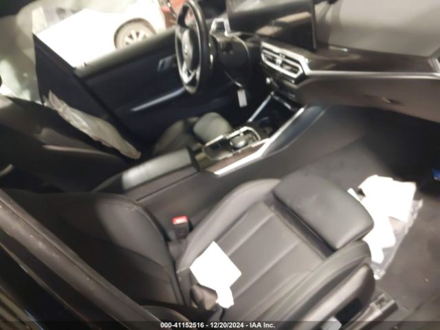 Photo 4 VIN: 3MW89FF08P8D12308 - BMW 330I 