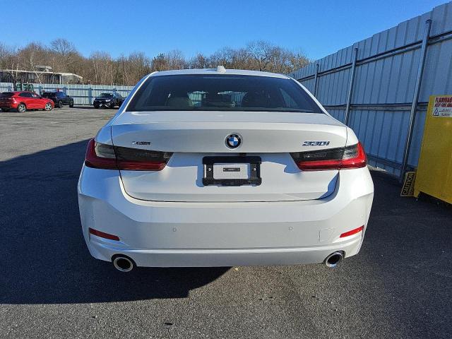 Photo 5 VIN: 3MW89FF08R8E87015 - BMW 330XI 