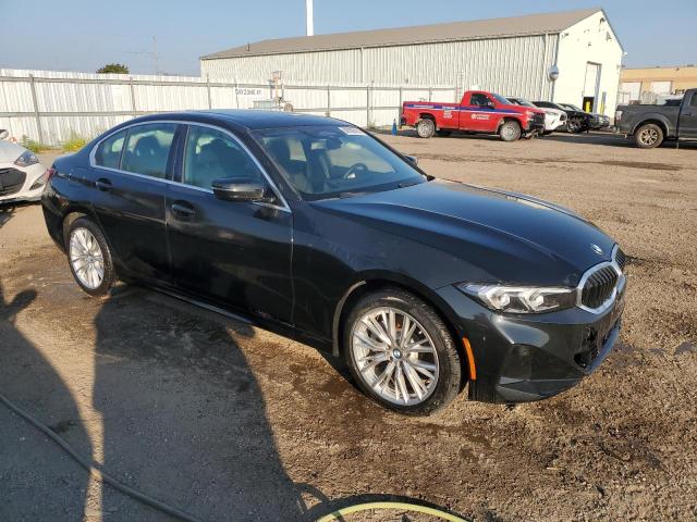 Photo 3 VIN: 3MW89FF09P8D37847 - BMW 330XI 