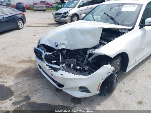 Photo 5 VIN: 3MW89FF09P8D63168 - BMW 330I 