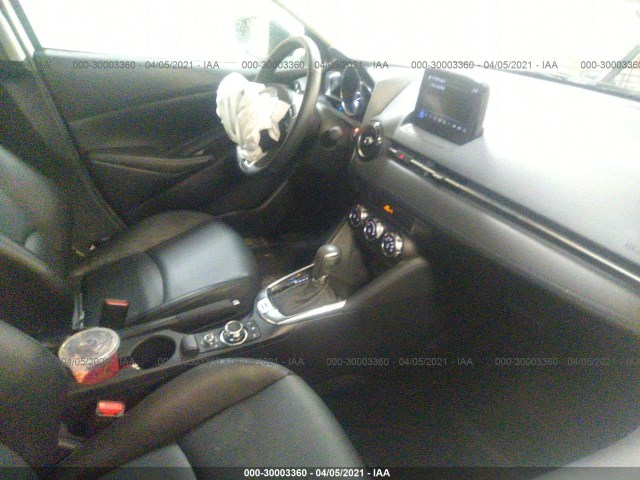 Photo 4 VIN: 3MYDLBJV0LY701115 - TOYOTA YARIS HATCHBACK 