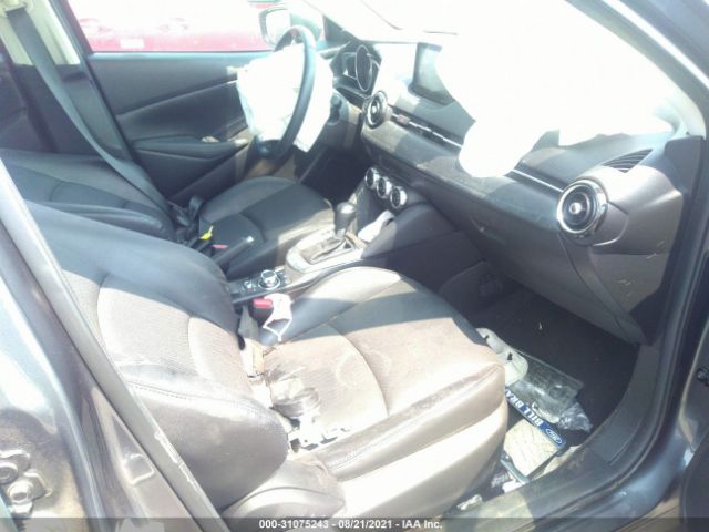 Photo 4 VIN: 3MYDLBJV0LY701356 - TOYOTA YARIS HATCHBACK 