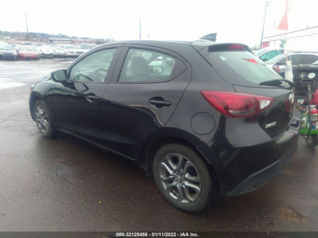 Photo 2 VIN: 3MYDLBJV0LY703950 - TOYOTA YARIS HATCHBACK 