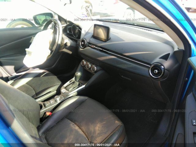 Photo 4 VIN: 3MYDLBJV1LY700216 - TOYOTA YARIS HATCHBACK 