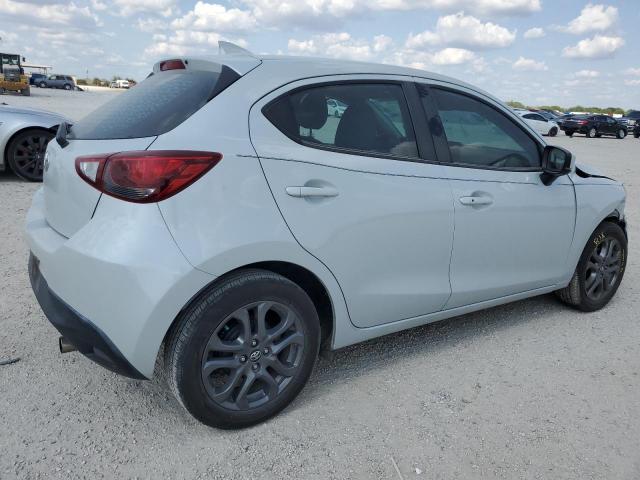 Photo 2 VIN: 3MYDLBJV1LY700748 - TOYOTA YARIS LE 