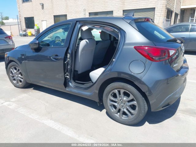 Photo 2 VIN: 3MYDLBJV3LY700038 - TOYOTA YARIS 