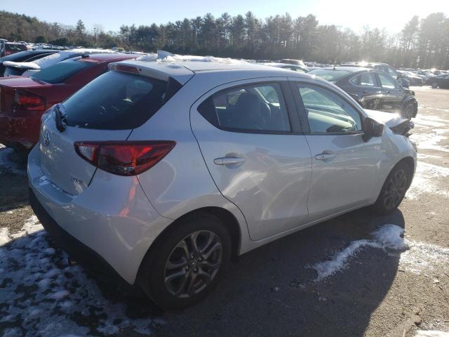 Photo 2 VIN: 3MYDLBJV4LY704129 - TOYOTA YARIS LE 