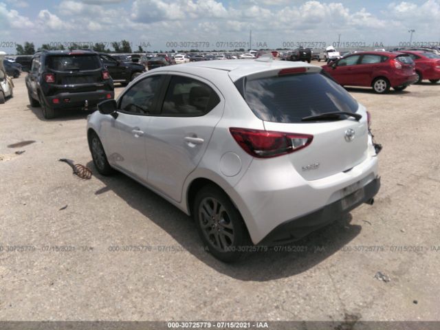 Photo 2 VIN: 3MYDLBJV5LY705385 - TOYOTA YARIS HATCHBACK 