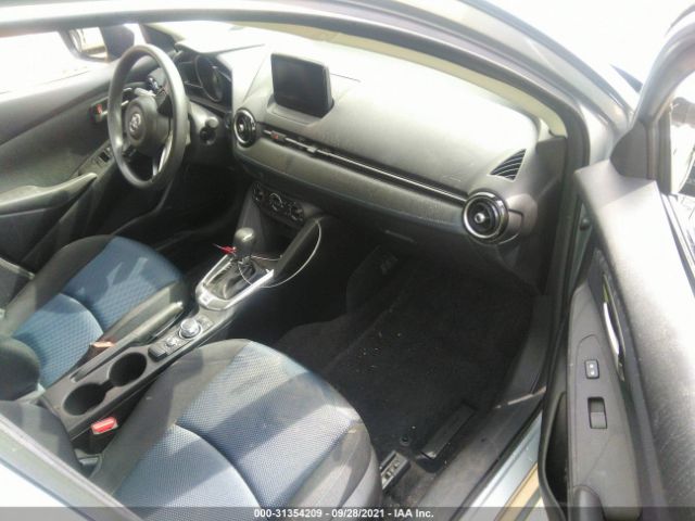 Photo 4 VIN: 3MYDLBJV6LY705735 - TOYOTA YARIS HATCHBACK 