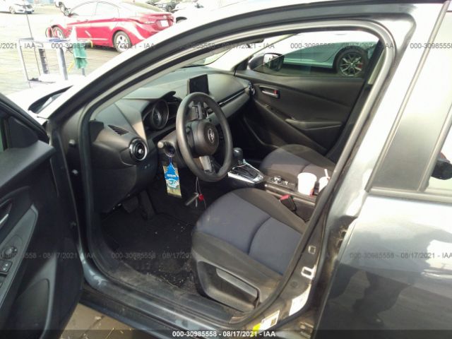 Photo 4 VIN: 3MYDLBJV6LY707095 - TOYOTA YARIS HATCHBACK 