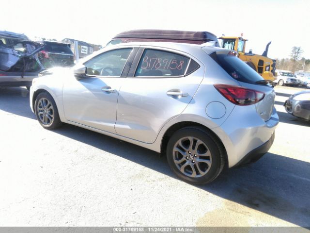 Photo 2 VIN: 3MYDLBJV7LY700396 - TOYOTA YARIS HATCHBACK 