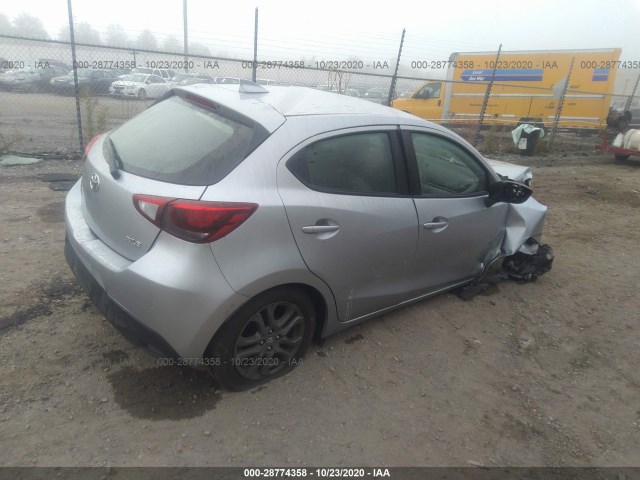 Photo 3 VIN: 3MYDLBJV7LY704366 - TOYOTA YARIS HATCHBACK 