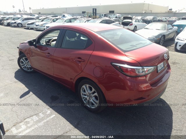 Photo 2 VIN: 3MYDLBYV0HY166056 - TOYOTA YARIS IA 