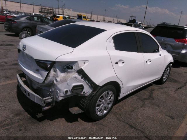 Photo 3 VIN: 3MYDLBYV0JY311831 - TOYOTA YARIS IA 