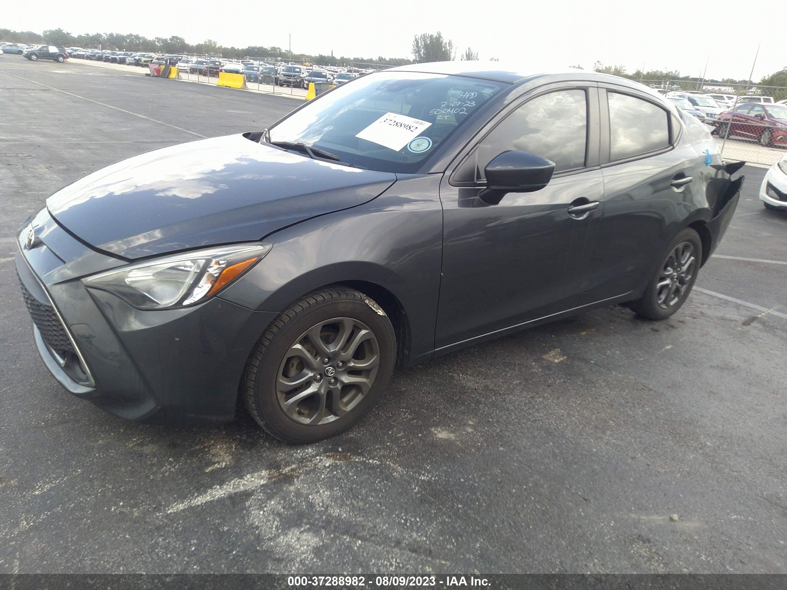 Photo 1 VIN: 3MYDLBYV0KY500402 - TOYOTA YARIS 