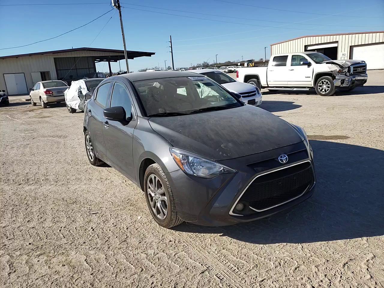 Photo 10 VIN: 3MYDLBYV0KY528345 - TOYOTA YARIS L 