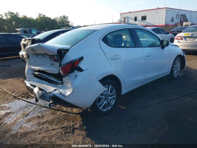 Photo 3 VIN: 3MYDLBYV1HY147998 - TOYOTA YARIS IA 