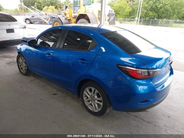 Photo 2 VIN: 3MYDLBYV1JY301065 - TOYOTA YARIS IA 