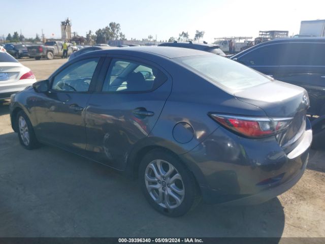 Photo 2 VIN: 3MYDLBYV1JY305052 - TOYOTA YARIS IA 