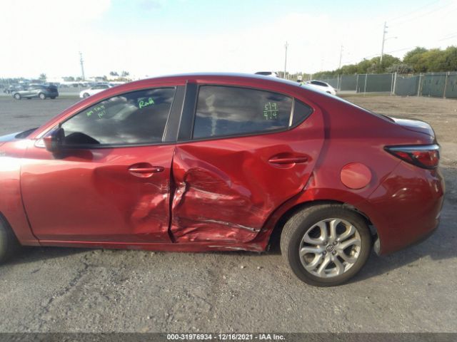 Photo 5 VIN: 3MYDLBYV1JY333580 - TOYOTA YARIS IA 