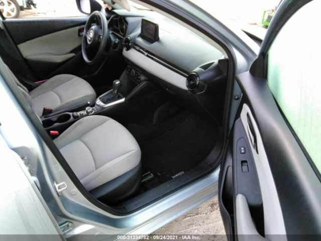 Photo 4 VIN: 3MYDLBYV1KY502241 - TOYOTA YARIS SEDAN 