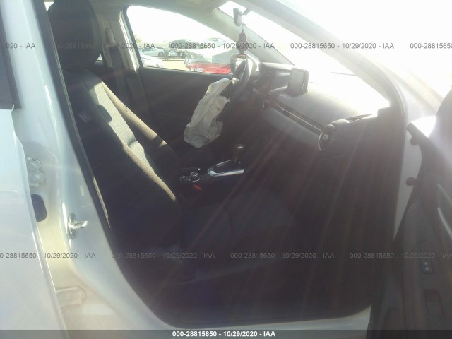 Photo 4 VIN: 3MYDLBYV1LY714901 - TOYOTA YARIS SEDAN 