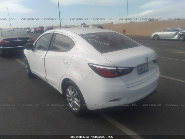 Photo 2 VIN: 3MYDLBYV2HY165247 - TOYOTA YARIS IA 