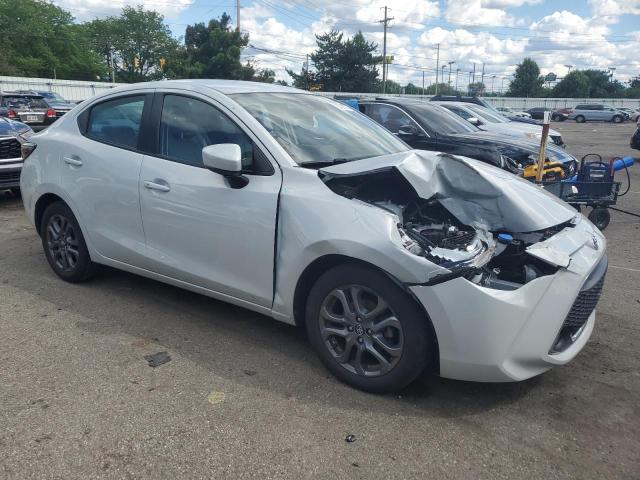 Photo 3 VIN: 3MYDLBYV2KY500093 - TOYOTA YARIS 