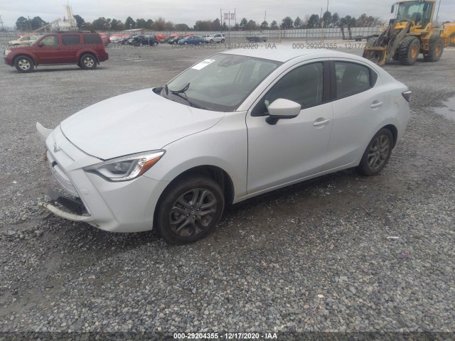 Photo 1 VIN: 3MYDLBYV2LY702093 - TOYOTA YARIS SEDAN 