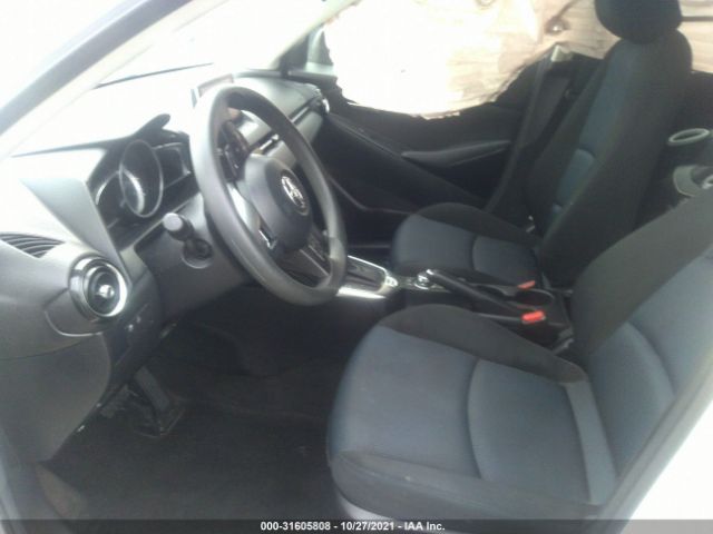 Photo 4 VIN: 3MYDLBYV3HY164866 - TOYOTA YARIS IA 