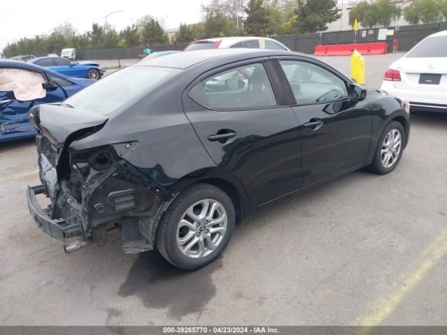 Photo 3 VIN: 3MYDLBYV3HY185992 - TOYOTA YARIS IA 