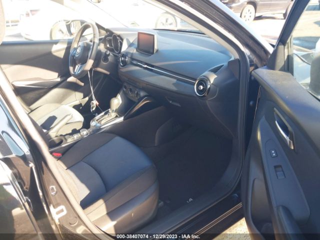 Photo 4 VIN: 3MYDLBYV3JY317056 - TOYOTA YARIS IA 