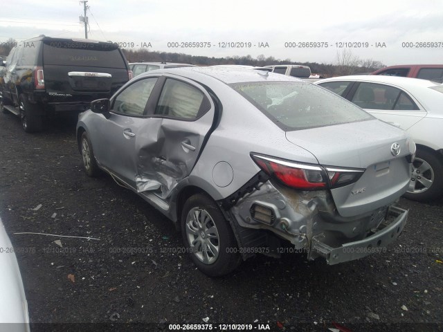 Photo 2 VIN: 3MYDLBYV3KY523530 - TOYOTA YARIS SEDAN 