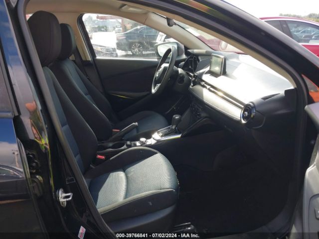 Photo 4 VIN: 3MYDLBYV4HY153651 - TOYOTA YARIS IA 