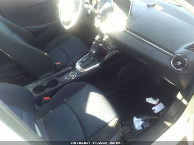 Photo 4 VIN: 3MYDLBYV4HY157554 - TOYOTA YARIS IA 