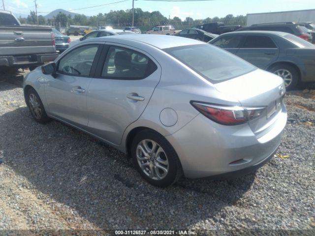 Photo 2 VIN: 3MYDLBYV4HY176444 - TOYOTA YARIS IA 