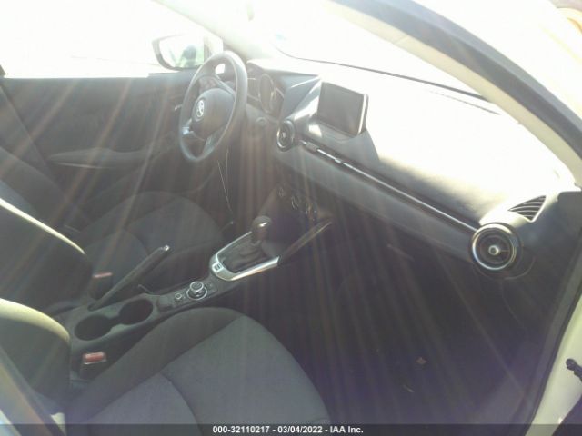 Photo 4 VIN: 3MYDLBYV4HY180980 - TOYOTA YARIS IA 