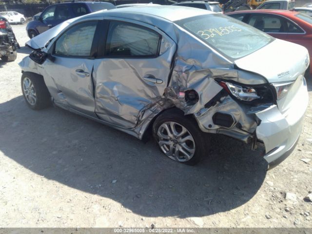 Photo 2 VIN: 3MYDLBYV4JY309886 - TOYOTA YARIS IA 