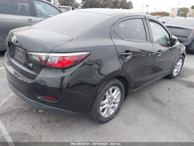 Photo 3 VIN: 3MYDLBYV4JY317132 - TOYOTA YARIS IA 