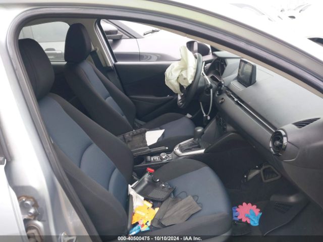 Photo 4 VIN: 3MYDLBYV4KY526162 - TOYOTA YARIS 